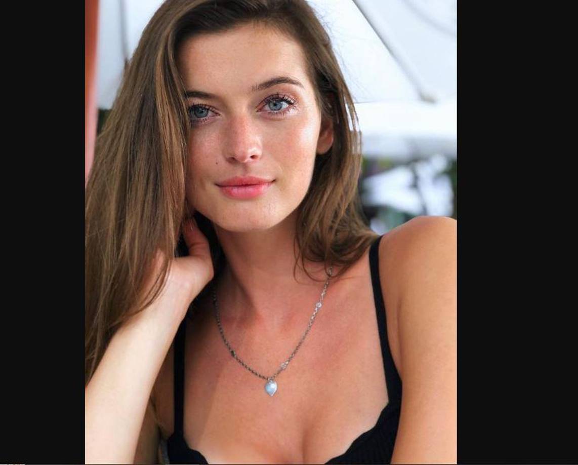 Según este medio italiano, la mujer se habría llevado consigo su documentación personal, el teléfono y una importante suma de seis mil euros en efectivo que se encontraban en un cajón del dormitorio y que estaban destinados a satisfacer necesidades familiares.