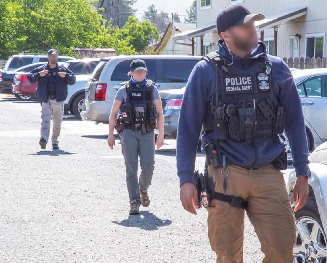 El Departamento de Seguridad Nacional (DHS), encargado de hacer cumplir las leyes migratorias, no ha dado aún información sobre estas presuntas detenciones.