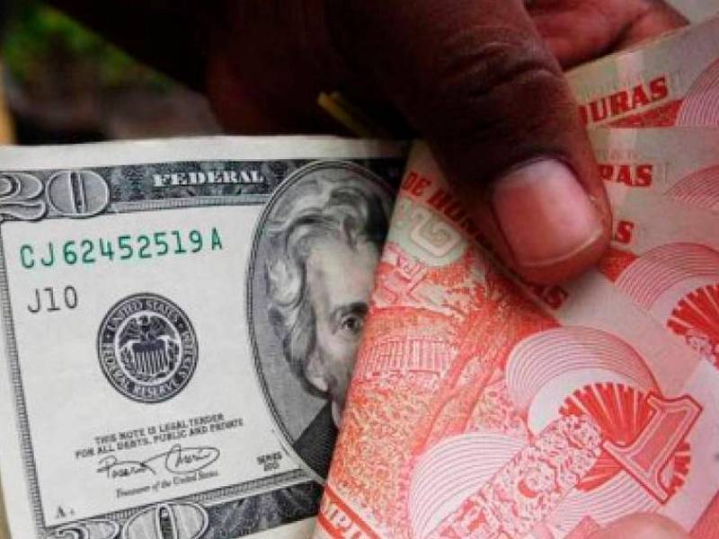 <b><span class=mln_uppercase_mln>Ingresos.</span></b> Según la Revisión del Programa Monetario para el 2024 y 2025 se proyecta, que las remesas lleguen a 9,540 y 9,826 millones.