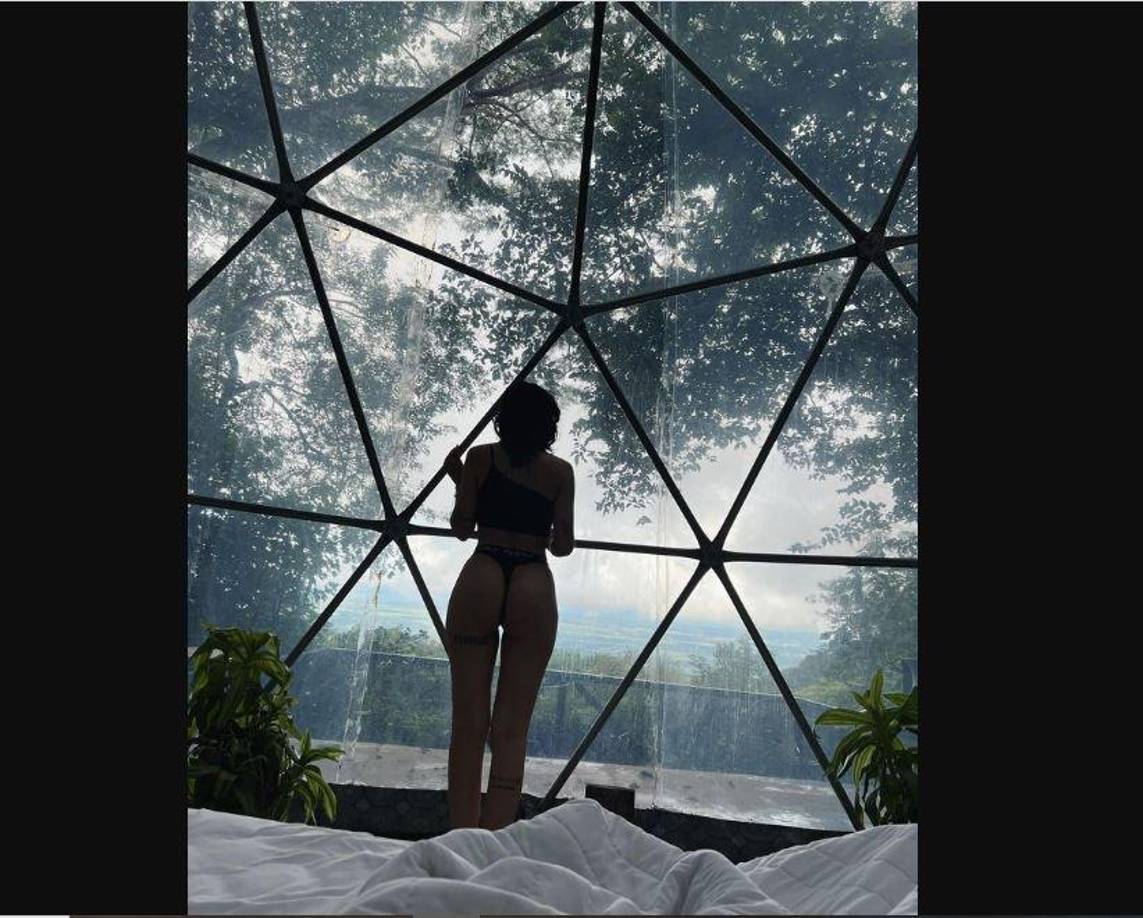 Y es que la famosa parejita ha decidido tomar unos días de descanso despues de varios compromisos artísticos, que los mantuvieron muy ocupados. 