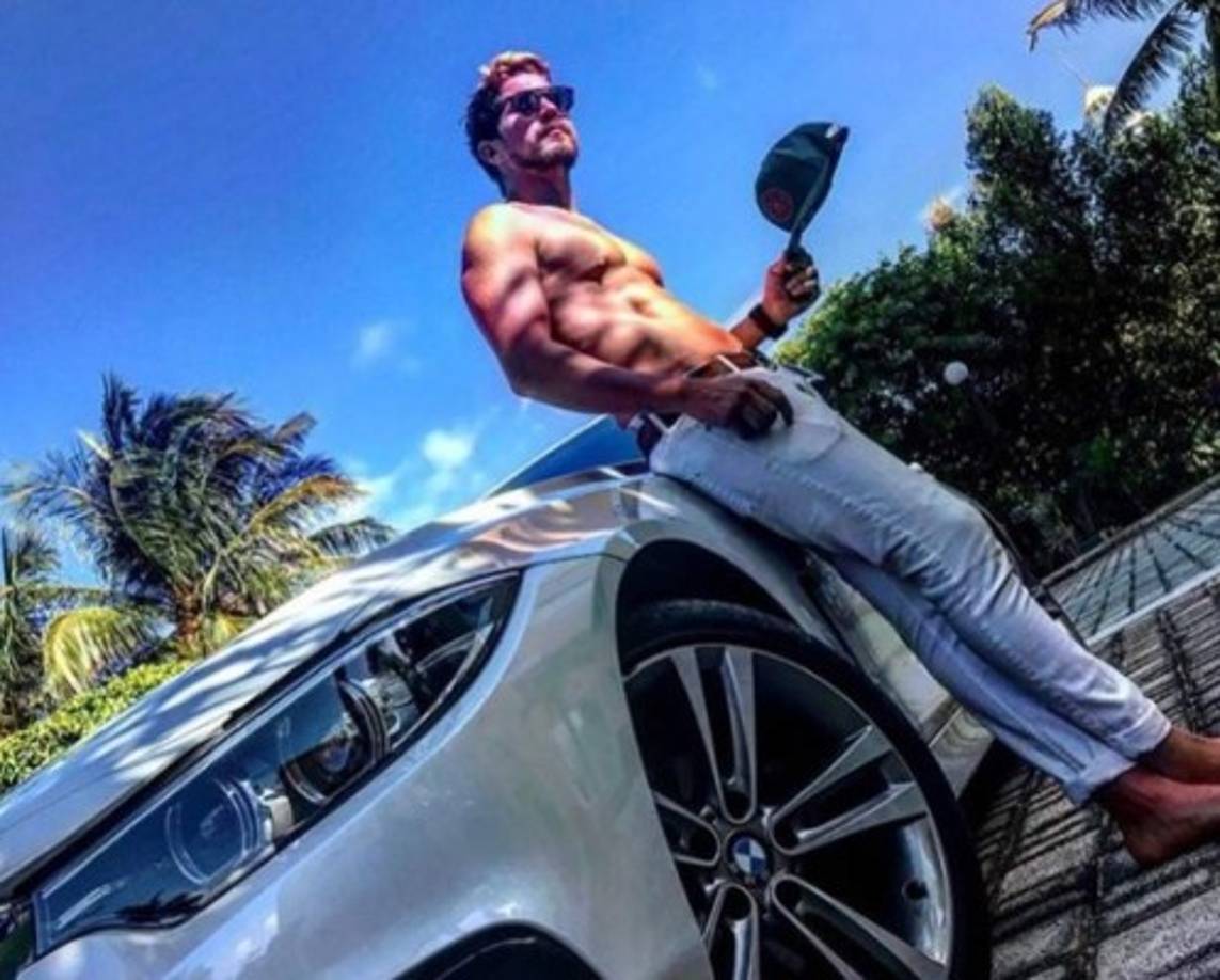 Ahora el actor difundió un video para pedir disculpas a la actriz y su hija, pues afirma que han pasado terribles momentos por su culpa, pero que espera que todo se pueda resolver. Según argumentó Fabiola es muy importante para él. <br/><br/>Por su parte, la actriz ya se encuentra en un proceso legal en contra del actor.