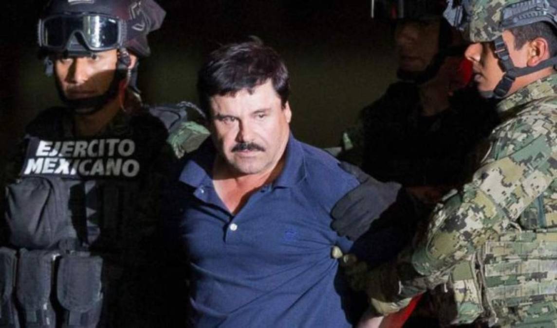 Joaquín Guzmán Loera, mejor conocido como 'El Chapo' ha sido uno de los narcotraficantes más temidos de la historia. El criminal mexicano ha sido un apasionado al fútbol y con dinero invirtió en varios equipos que a continuación te detallamos.