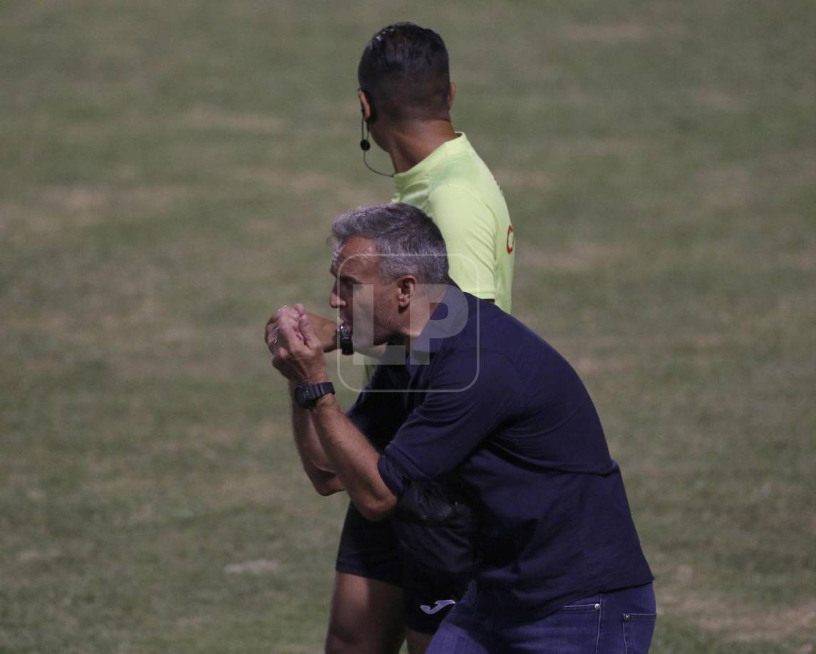 Pese a las críticas recibidas, la directiva del Olimpia planea seguir contando con Pablo Lavallén de cara a la próxima campaña.