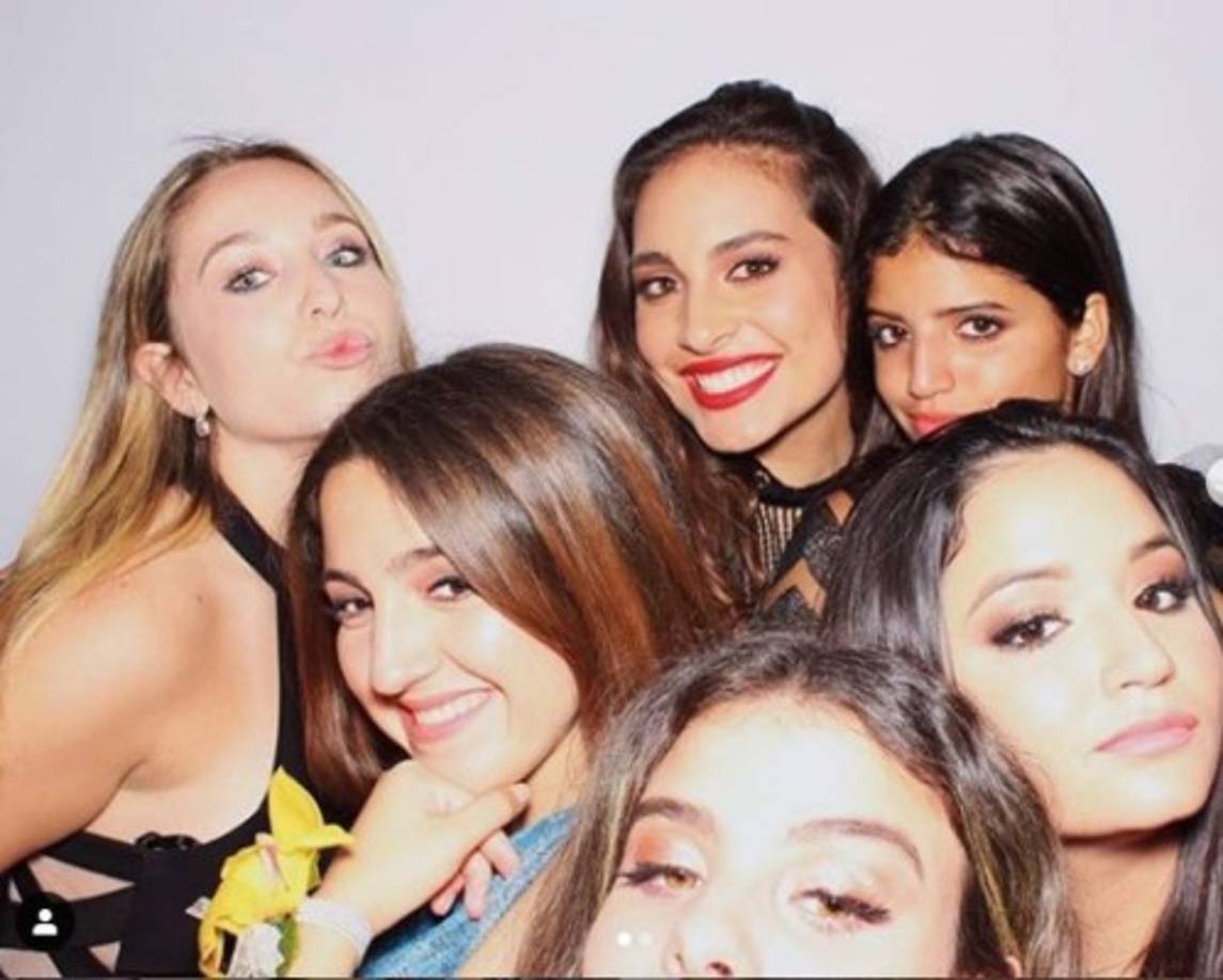 No ha dudado en compartir toda la experiencia de graduación en redes sociales.