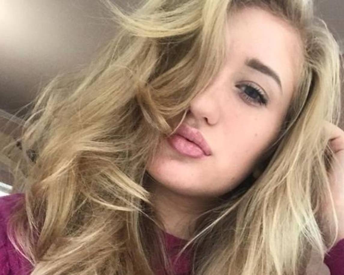 Garnett, que vive en Bradford, dijo a medios británicos que se enamoró de la refugiada ucraniana y quiere pasar el resto de su vida con ella.