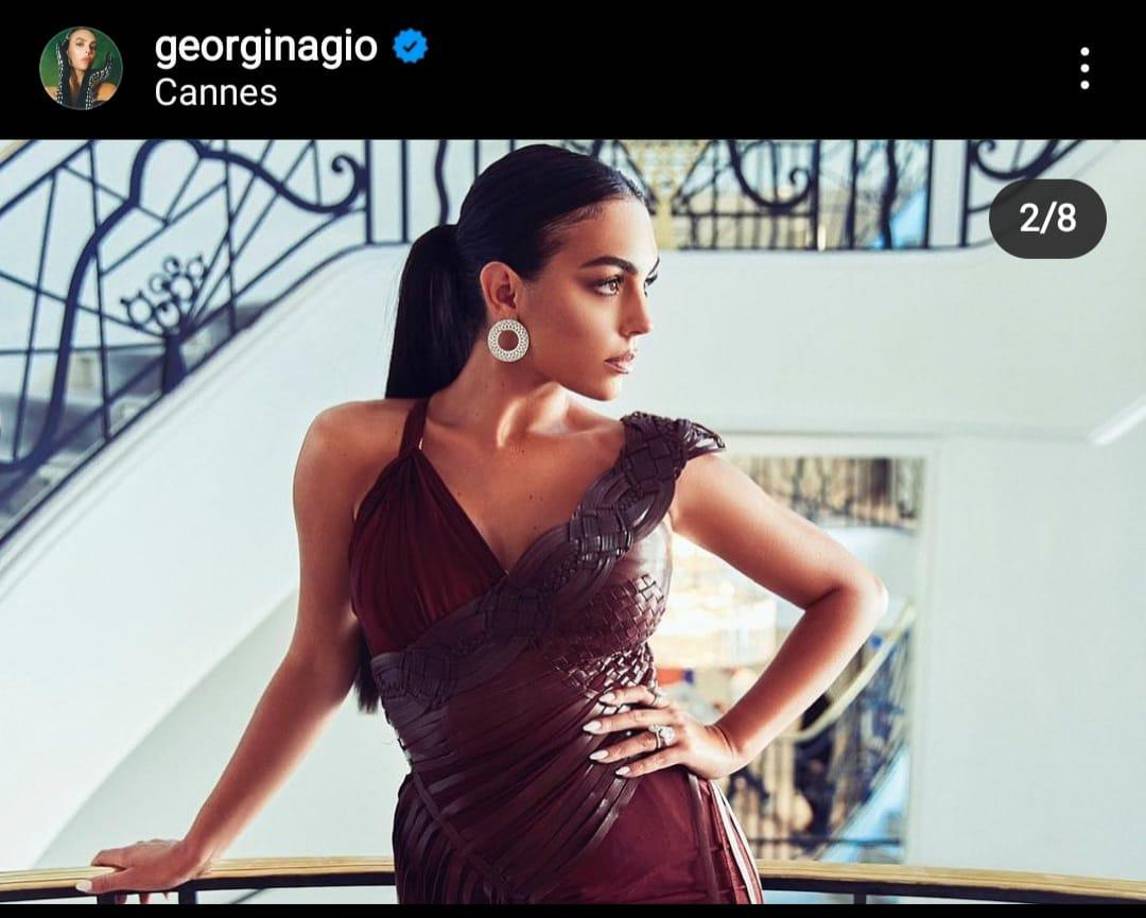 Su tío Luis Hernández, hermano de su madre, ha sido el primero en señalarla e indicó que ella se olvidó de toda su familia cuando conoció al jugador del Manchester United.