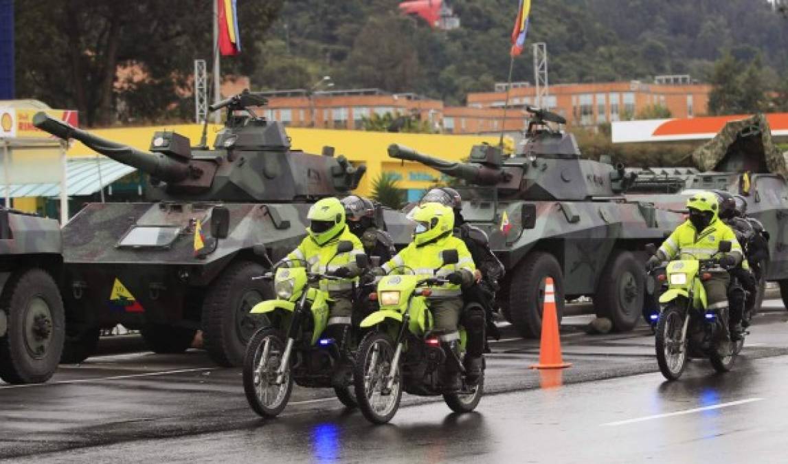 La ONU, la Unión Europea y Estados Unidos denunciaron este martes un uso desproporcionado de la fuerza por parte de la policía de Colombia para controlar casi una semana de violentas protestas contra el gobierno que dejan una veintena de muertos y centenares de heridos.