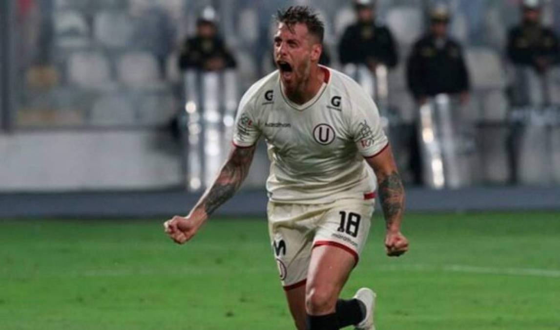 El delantero argentino Germán Denis abandonó el Universitario de Deportes para regresar al fútbol italiano, donde a sus 37 años jugará en la tercera división con la camiseta del Reggina.