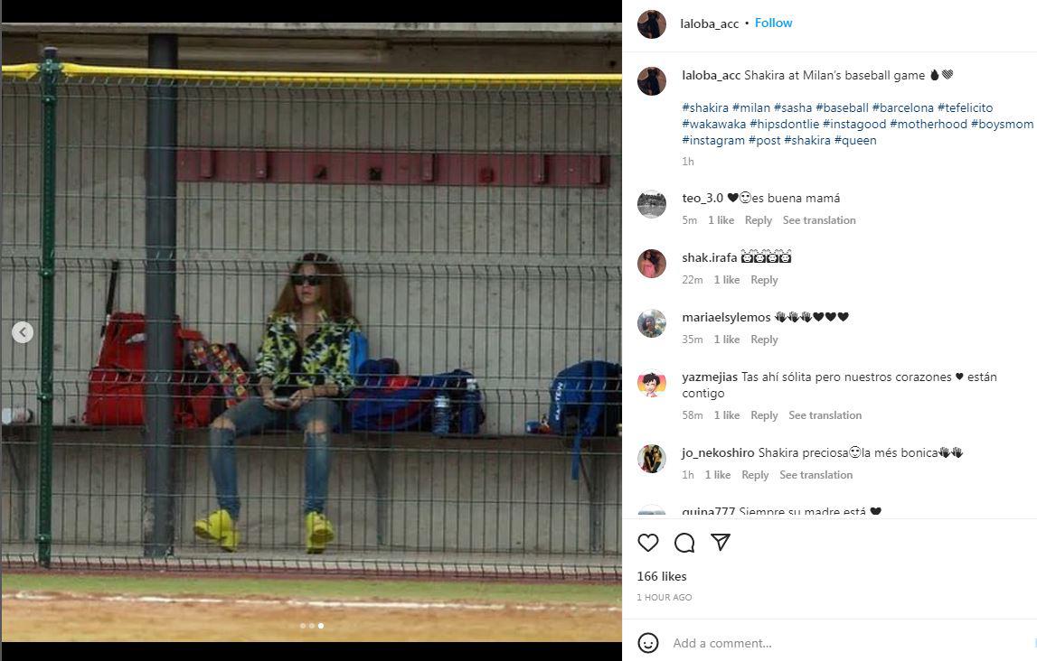 Shakira se sentó lejos de su expareja, Piqué.