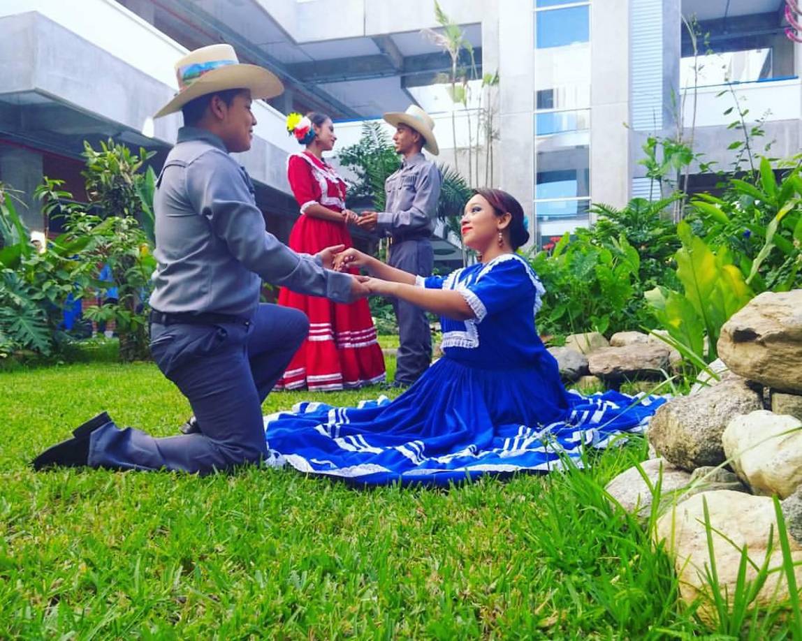 Los estudiantes eligieron el nombre en honor al cacique tolupán Cicumba, quien luchó contra la conquista de los españoles. Hoy en día, llevan 9 años de trayectoria en los que han desarrollado múltiples actividades a nivel universitario y han viajado por todo el país haciendo alusión al folklore.