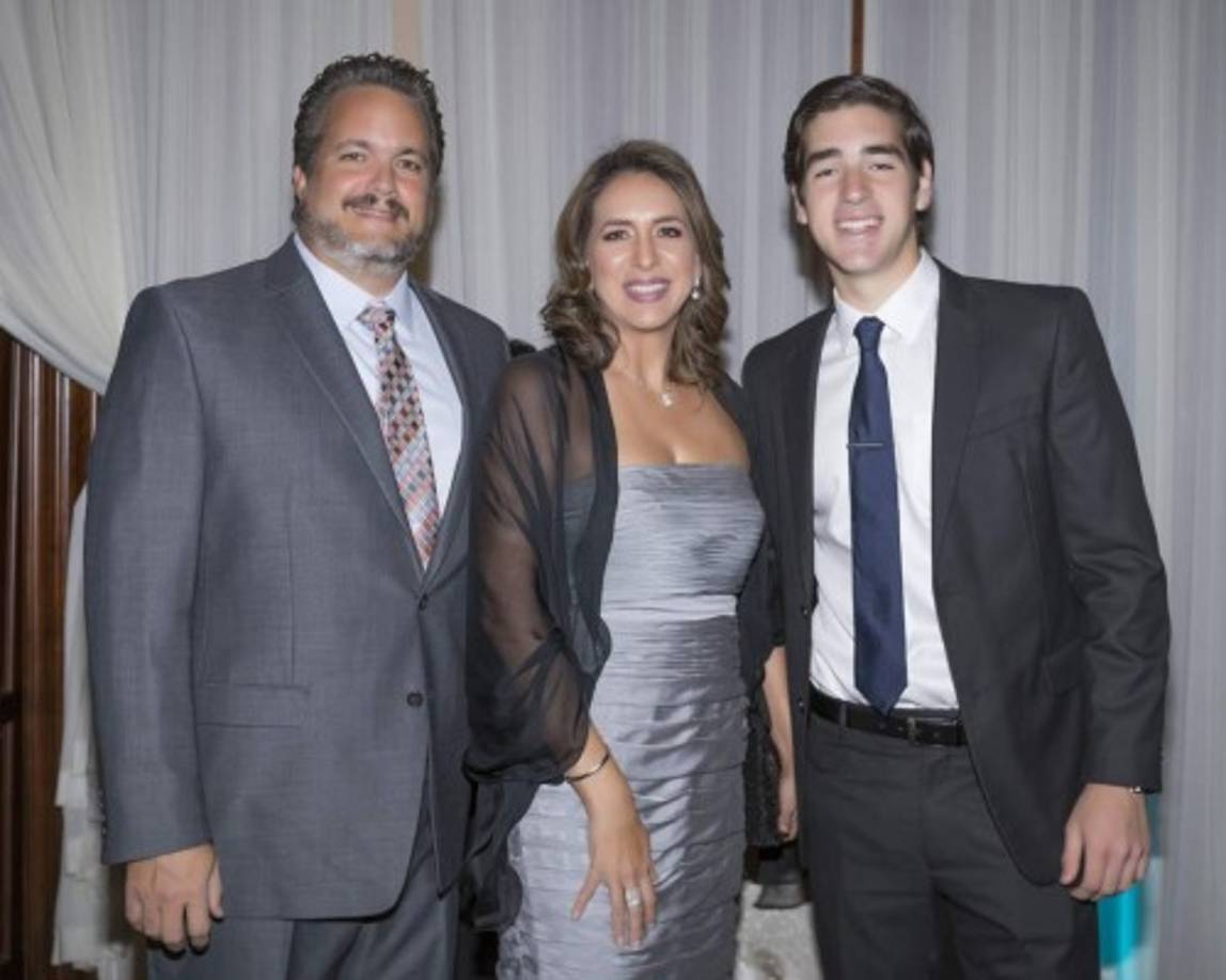 Guillermo, Arabella y Alejandro Hepburn.