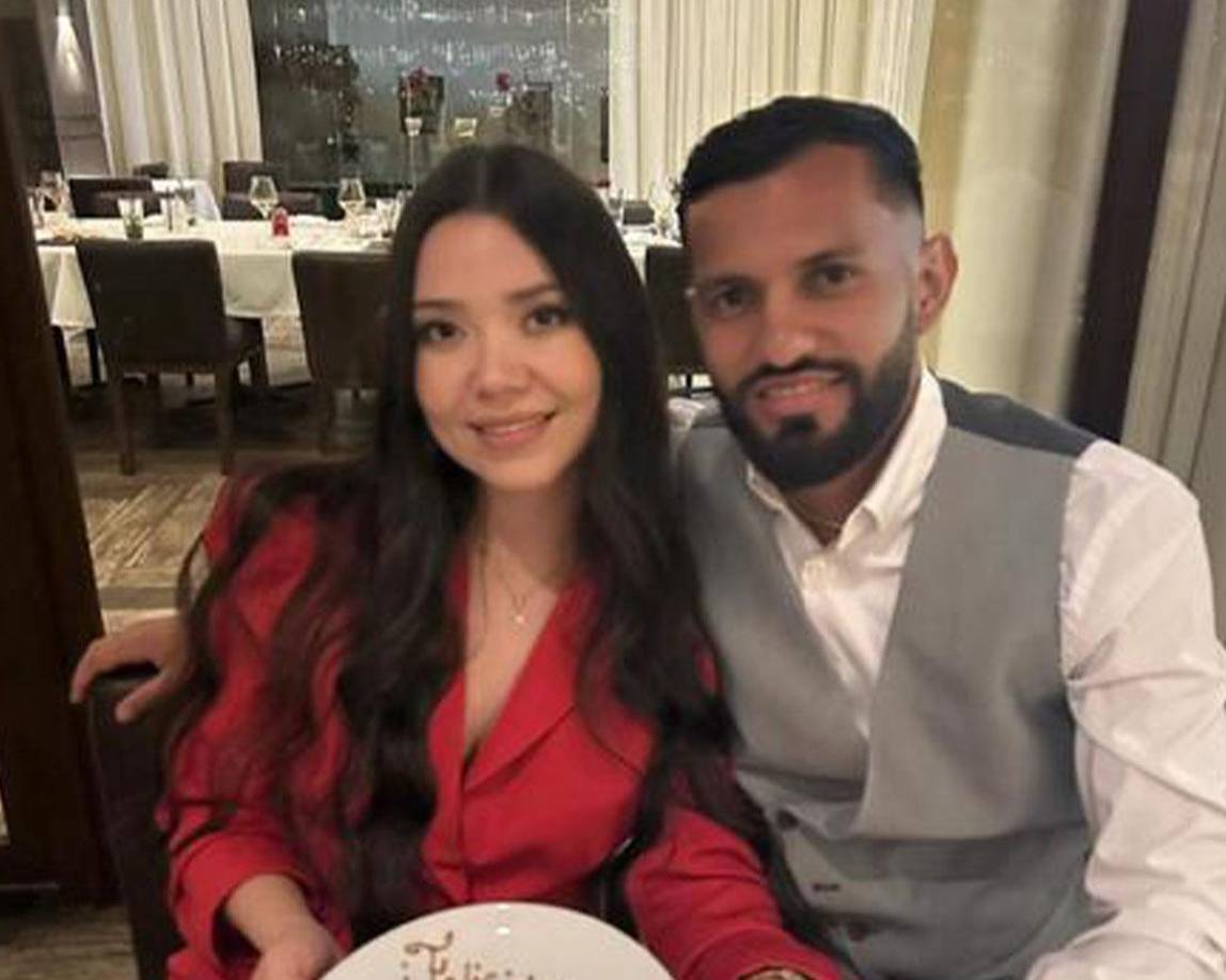 El pasado mes de octubre, Jorge Álvarez le pidió matrimonio a Madeline y finalmente llegó el momento esperado por ambos. 