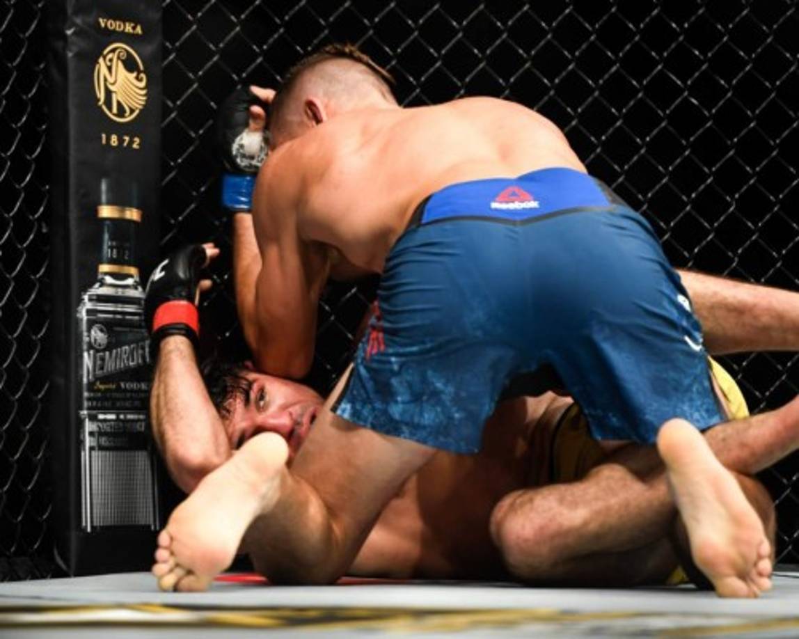 Vicente Luque y Niko Price protagonizaron una de las peleas más espectaculares en el regreso de la UFC en medio de la pandemia del coronavirus.