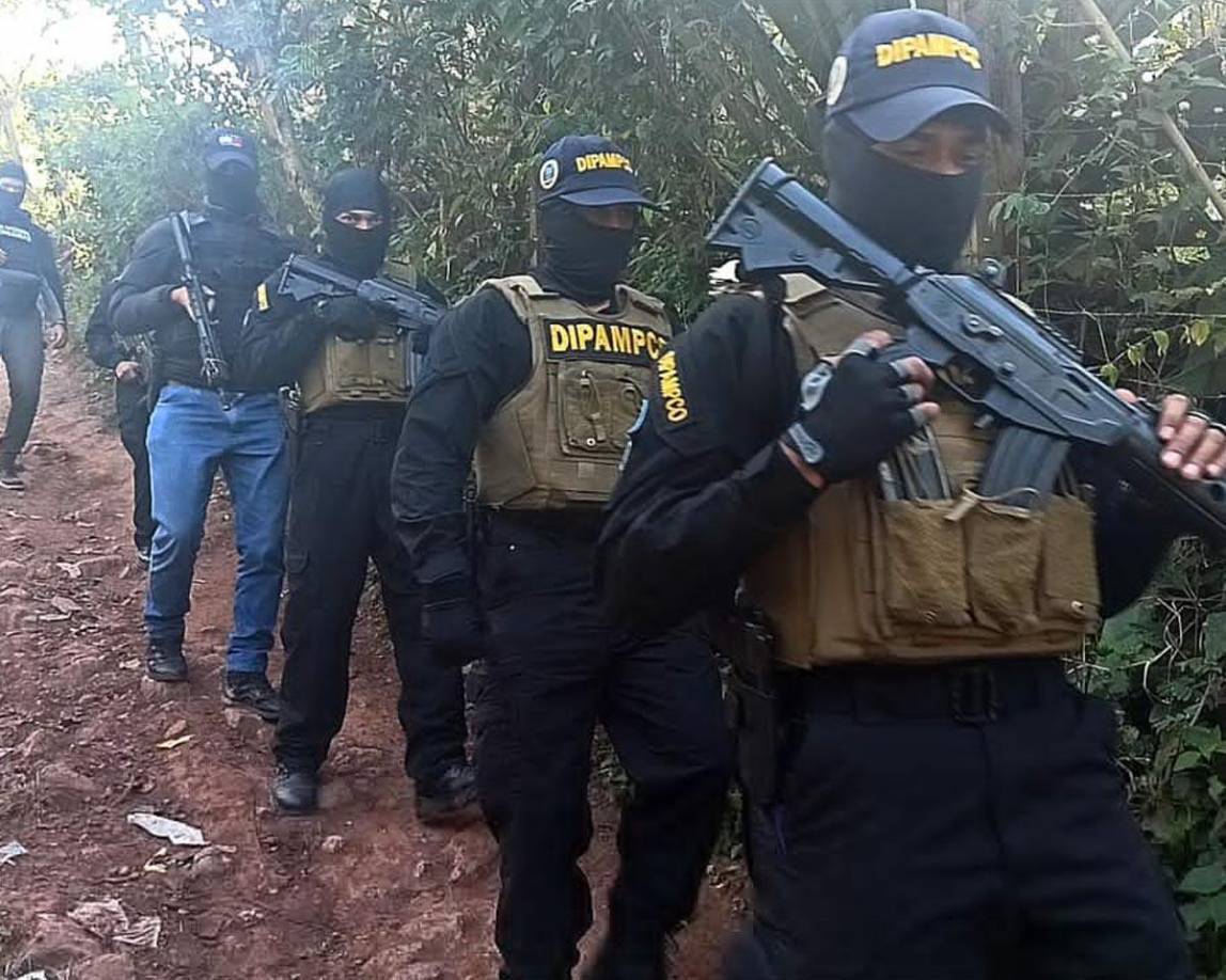 Los pandilleros buscan evadir la persecución de la Policía en las operaciones contra la extorsión.