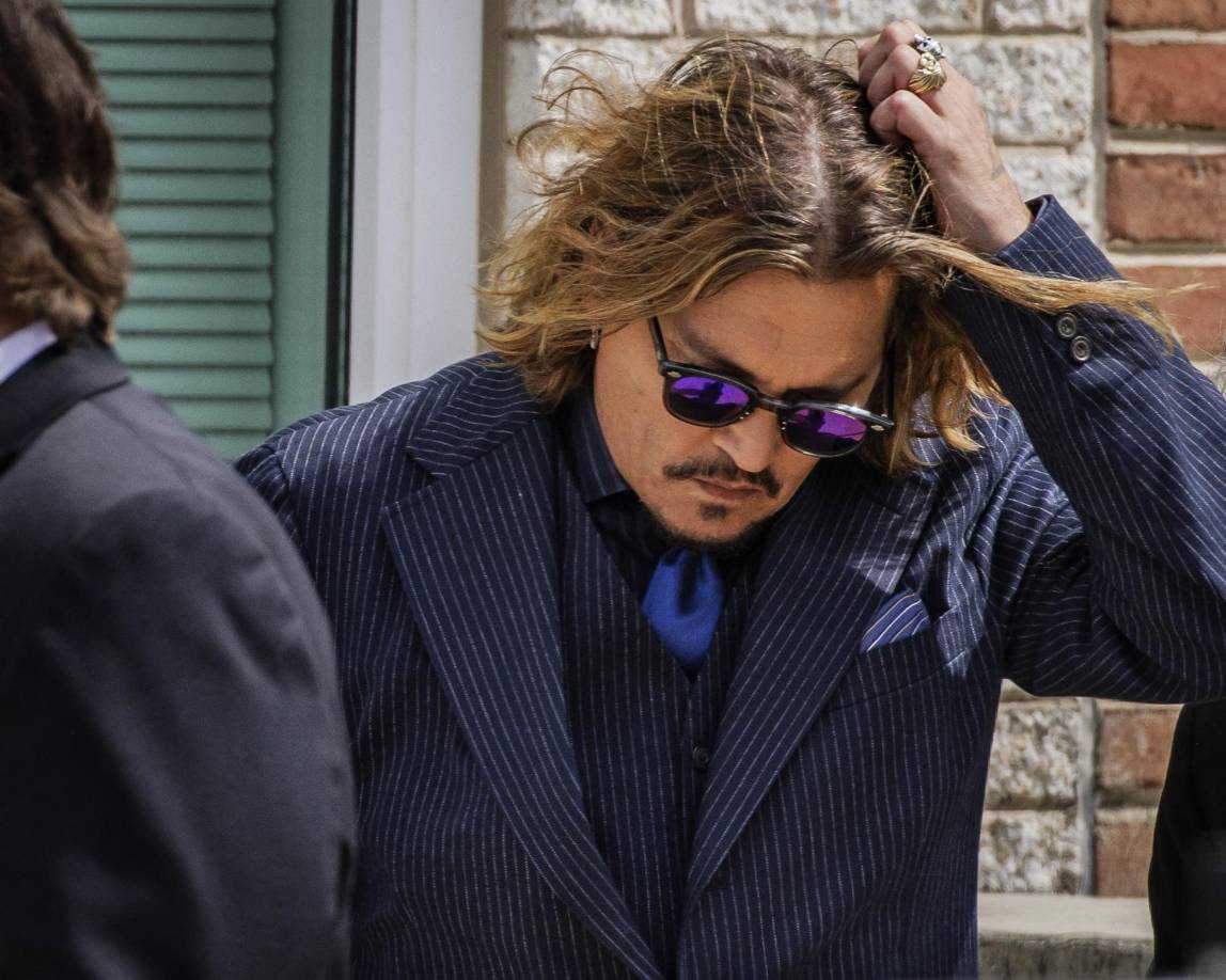 “Imaginen eso: Una cónyuge preocupada se enfrenta a su marido por su forma de beber y es ‘recompensada’ con algo así”, señaló la abogada de la actriz.