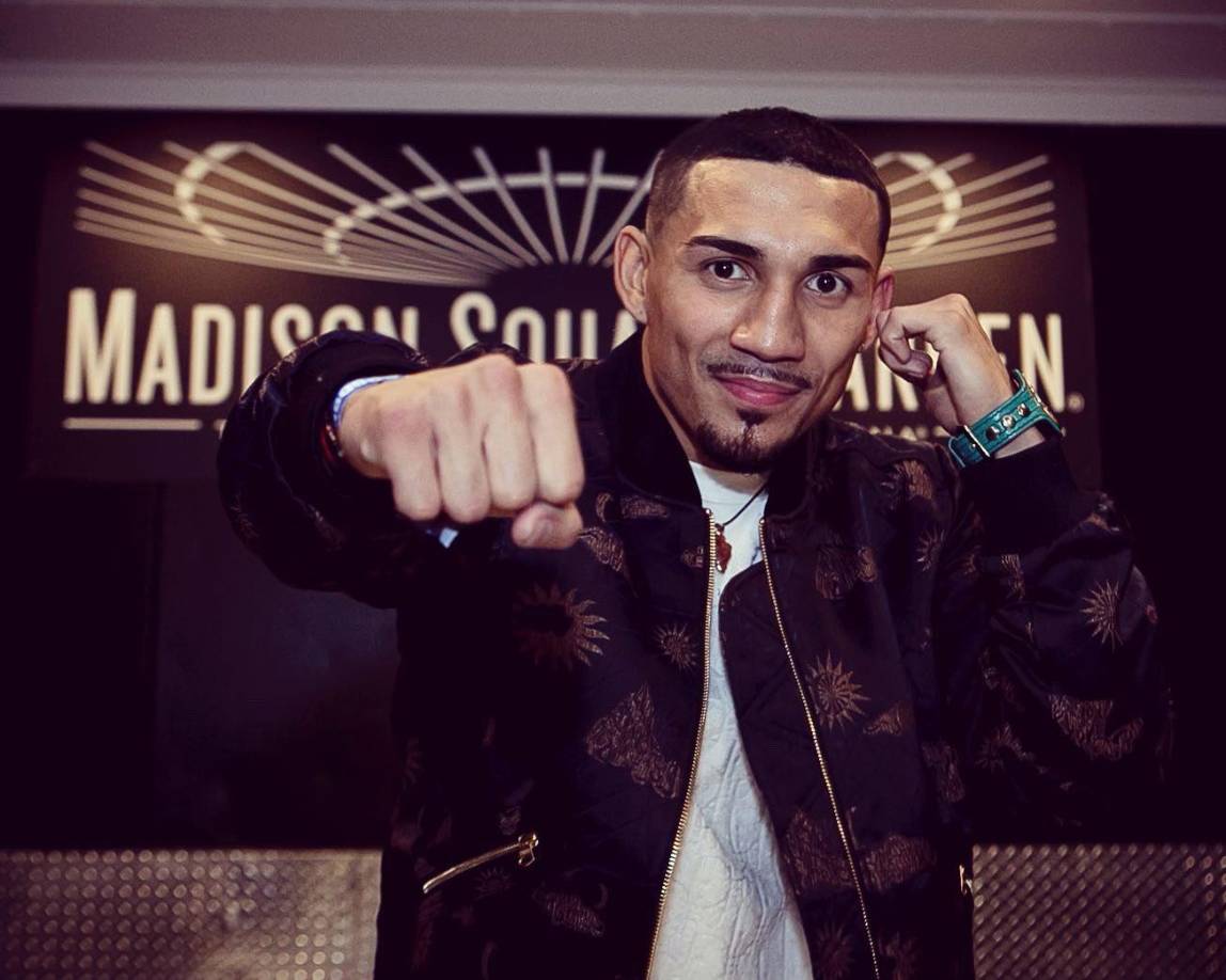 De acuerdo con Sporting News, tan solo en su último combate, cuando cayó ante Kambosos, Teófimo López se embolsó 3.17 millones de dólares. 