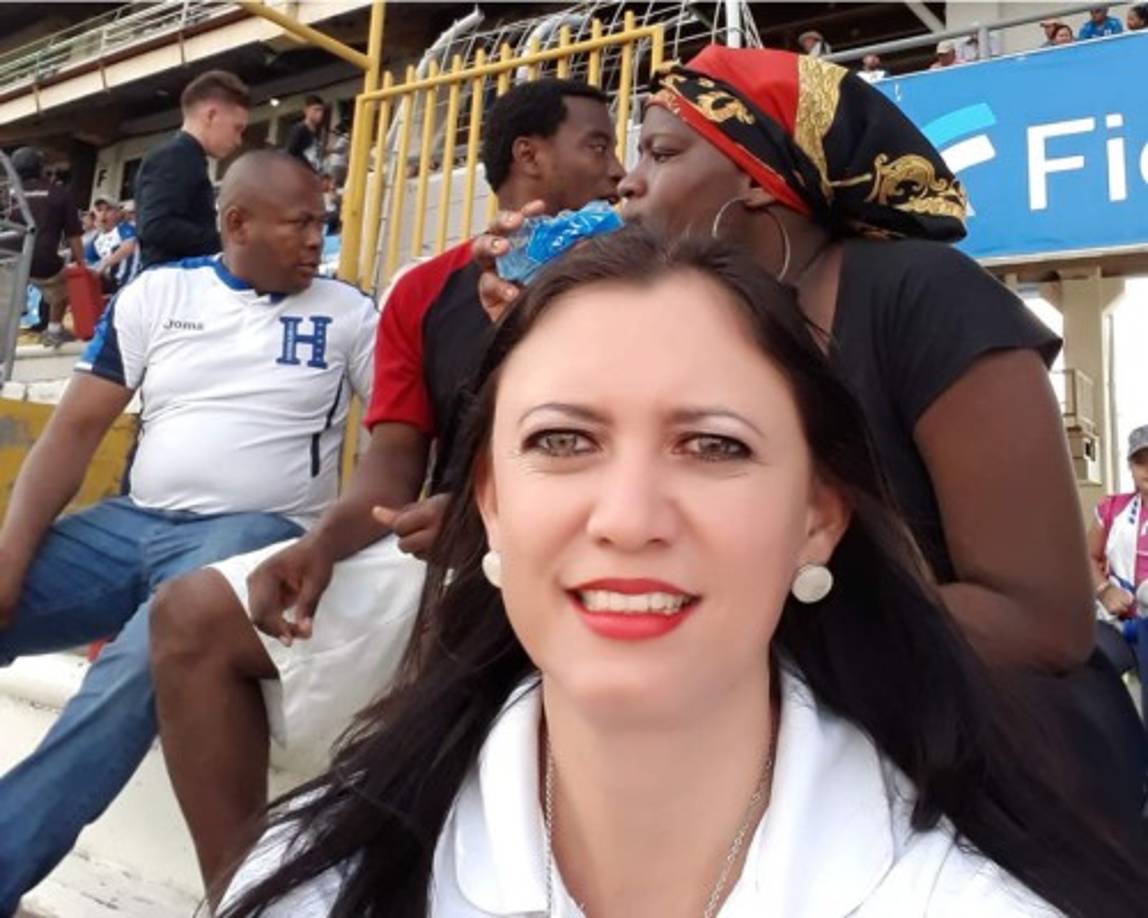 La talentosa, carismática e inteligente periodista de Diario LA PRENSA, Karen Mendoza.