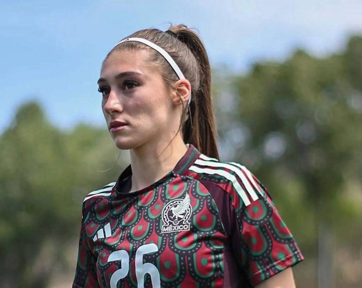 Su éxito llegó con la Selección de México en 2022, pues disputó el Mundial Sub 20 siendo titular del equipo. 