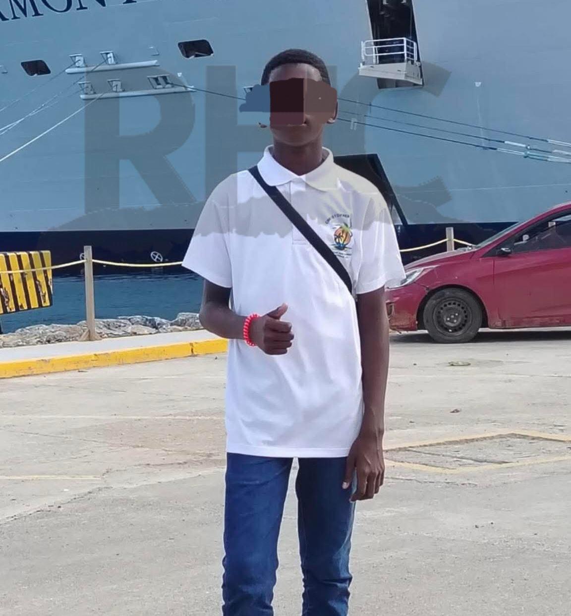 Prefiero que esté preso: Madre entrega a su hijo futbolista que agredió a anciano en Roatán