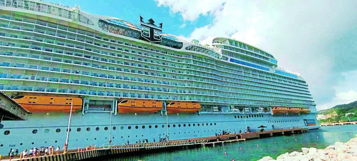 El Wonder of the Seas zarpó desde Miami.