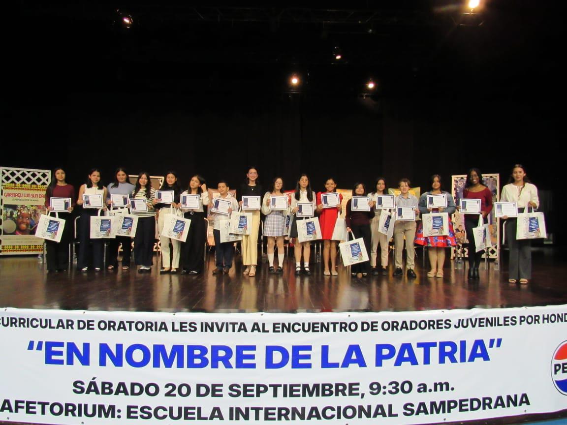 Encuentro juvenil fomenta identidad y oratoria en Honduras