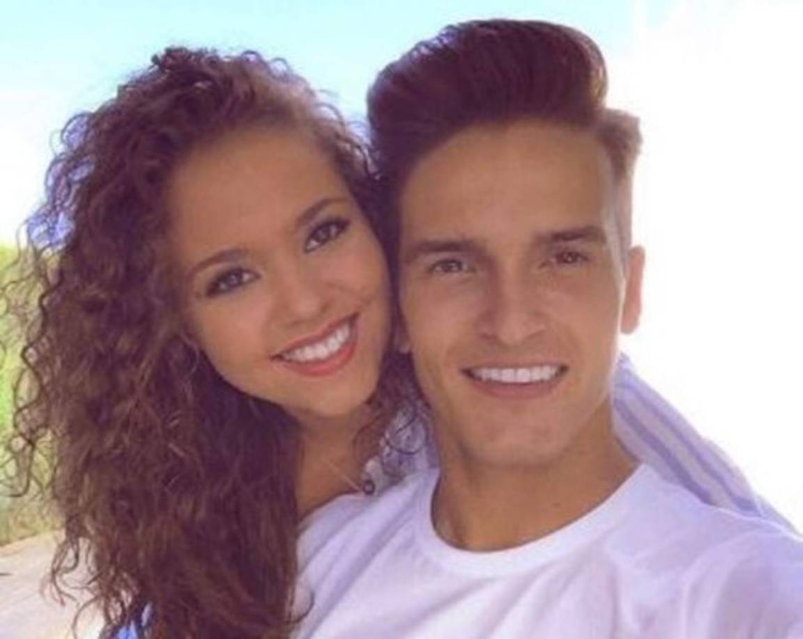 Suárez fue conquistado por la hermosa chica.