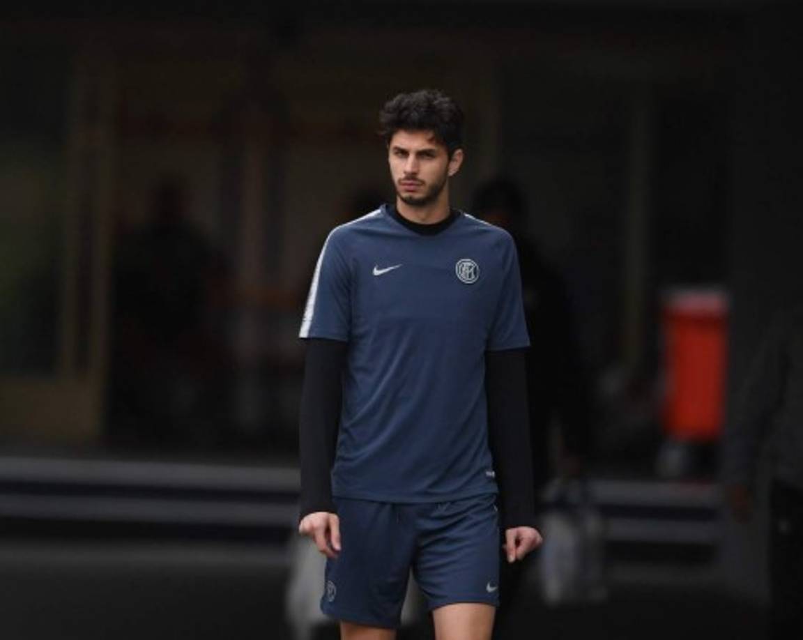 Andrea Ranocchia: El defensor italinao ha renovado dos años más su contrato con el conjunto del Inter de Milán.
