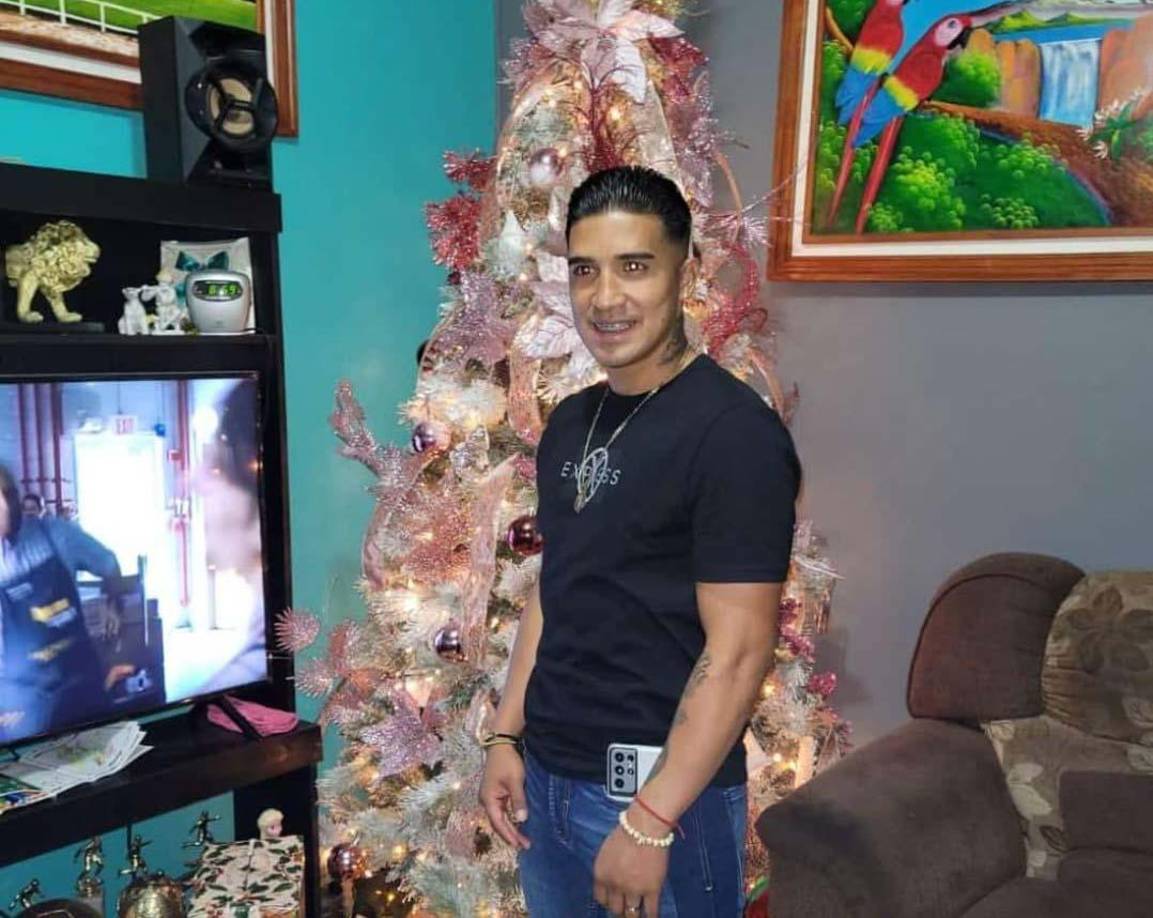 Michaell Chirinos: El delantero del Olimpia compartió esta fotografía con motivo del Año Nuevo.