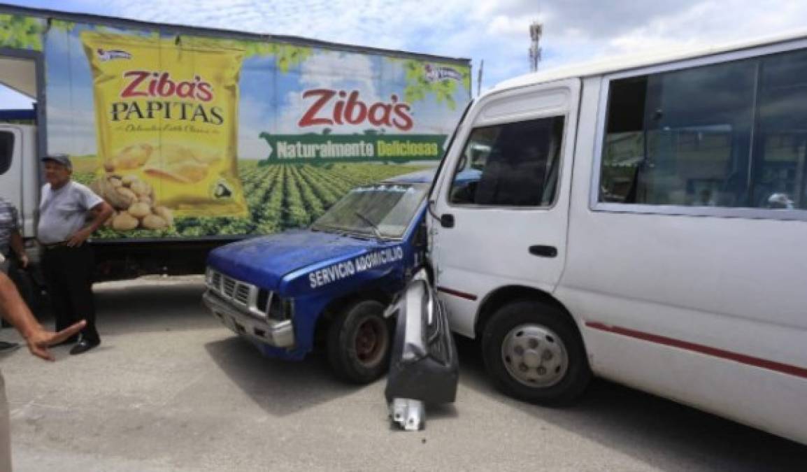 En la colisión nadie resultó herido ni lesionado.