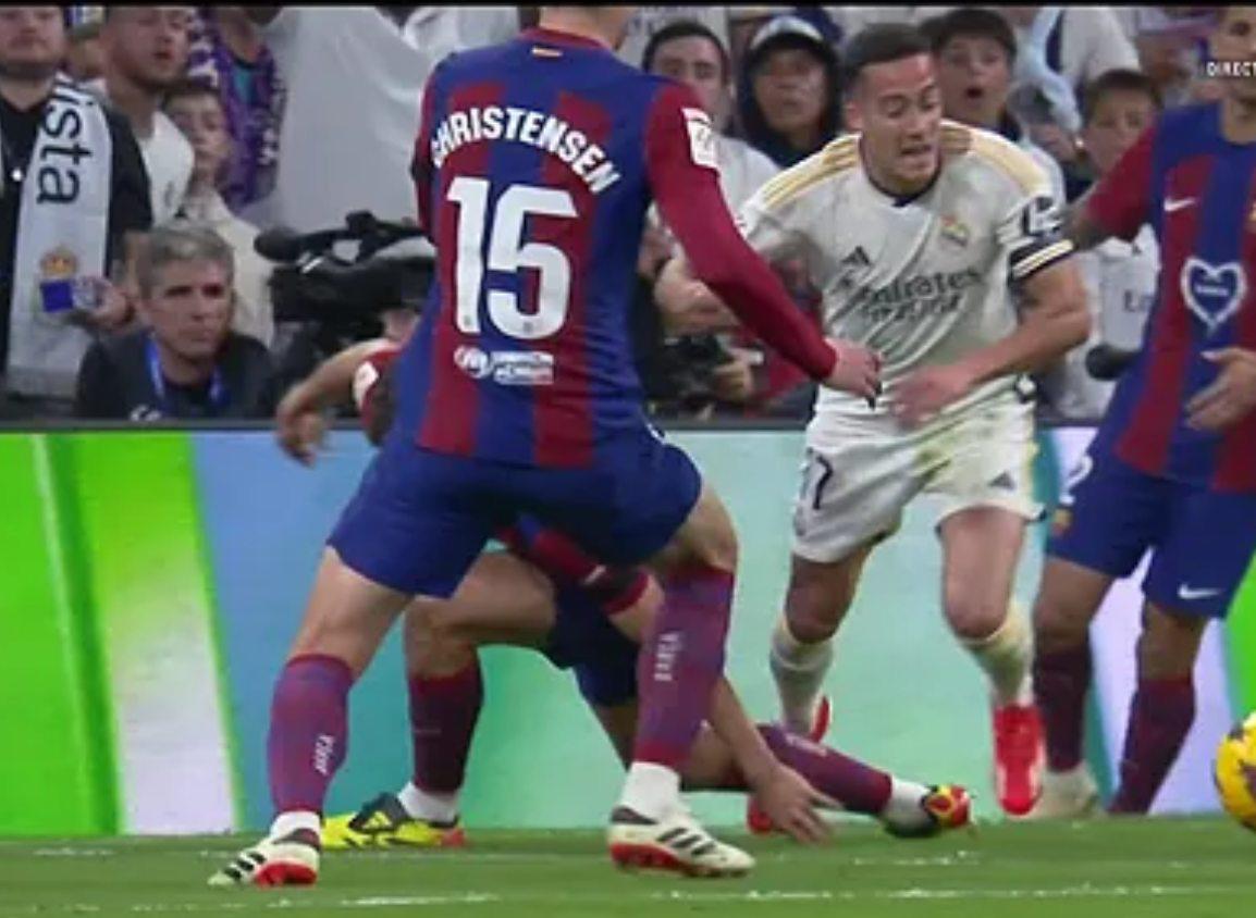 Real Madrid vence in extremis al Barcelona y sentencia la Liga