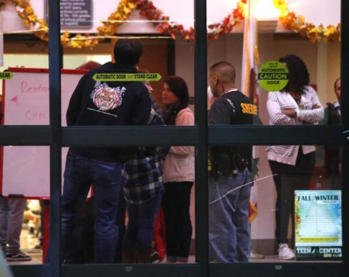 Los heridos fueron trasladados a un hospital de Oakland.