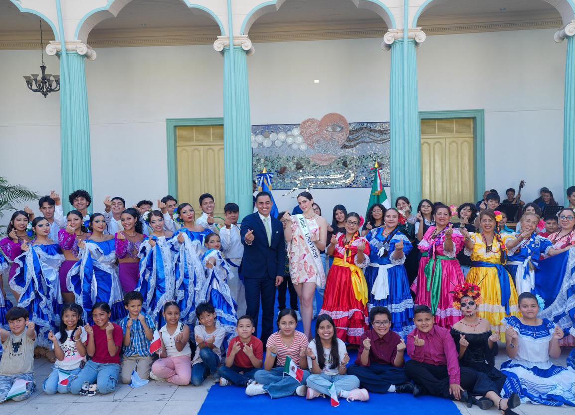 Las mejores fotos de la Miss Universo, Fátima Bosch, en El Salvador