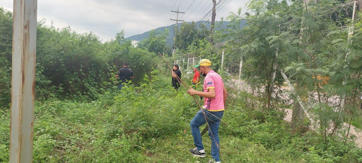 Vendedores se toman predio contiguo a la Terminal de Buses