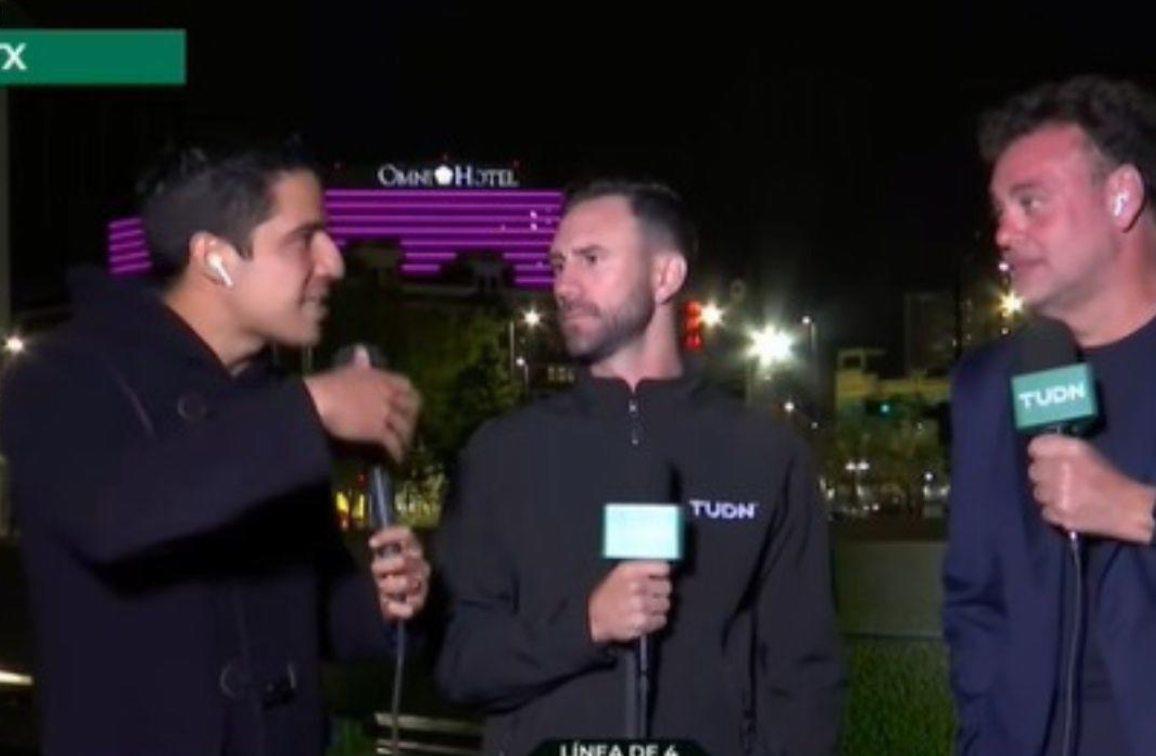 Faitelson junto a sus compañeros de TUDN.