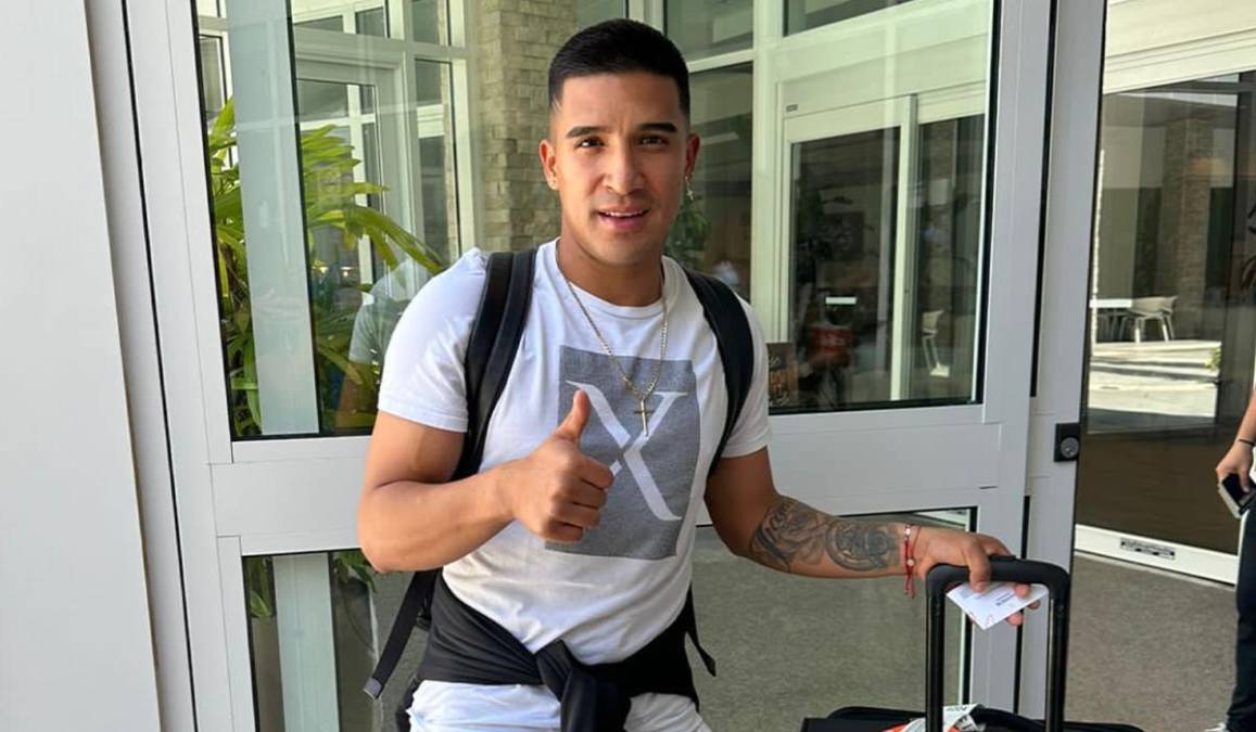 El extremo ofensivo Michaell Chirinos está de regreso en la selección de Honduras y se unió procedente de Costa Rica. El futbolista no quiso hablar con los medios de comunicación. 