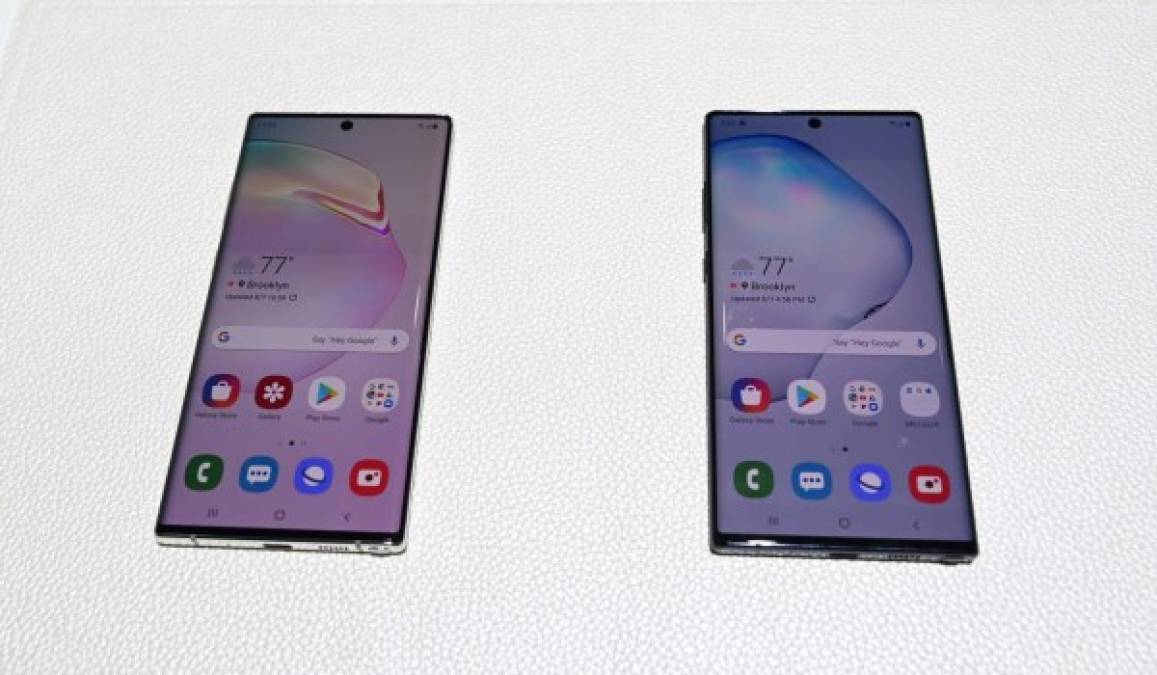Samsung presentó el miércoles en Nueva York el último modelo del Galaxy Note 10, con el que espera consolidar su liderazgo mundial del mercado de smartphones, en el que compite con Huawei y Apple. AFP
