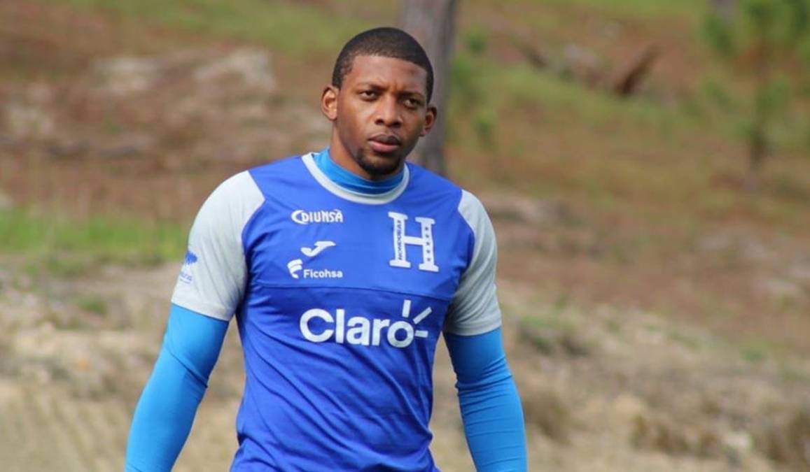 Luis Aurelio López: Debido a las ausencias de Edrick Menjívar y Enrique Facussé, se abre la posibilidad para que Buba vuelve a la selección de Honduras.