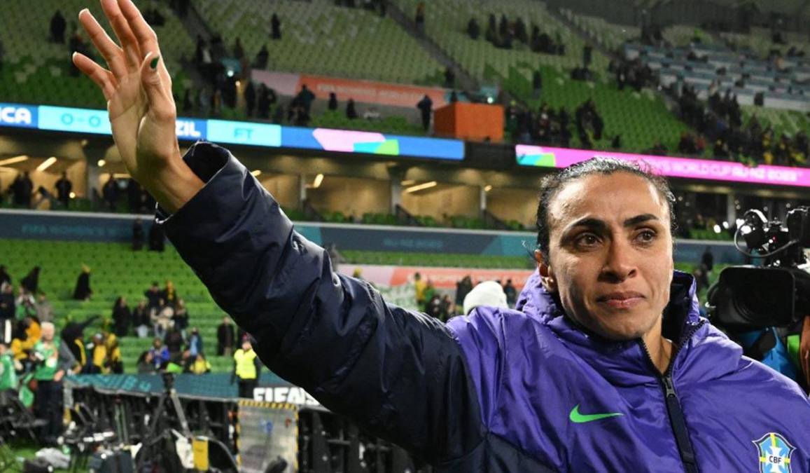 Como lo había anticipado, Marta, leyenda de Brasil y del fútbol sudamericano, se despidió de los Mundiales..