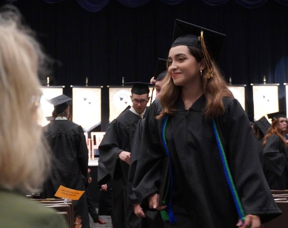 El sábado 6 de mayo, el nombre de Michelle Fúnez destacó entre los egresados con distinción honorífica.