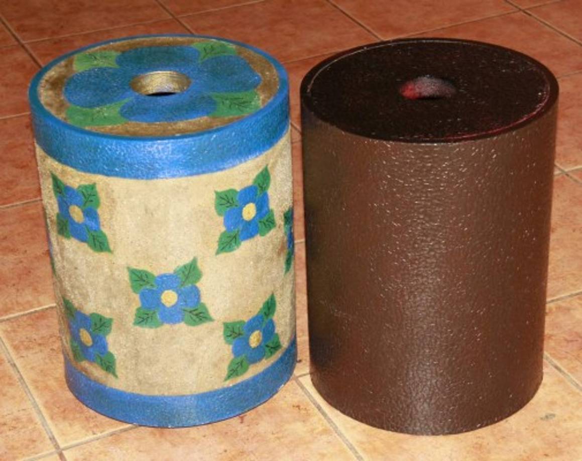 Muebles de sala decorados con cáscaras de huevo y pintura acrílica.