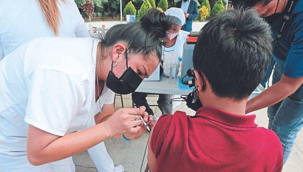 Con niños de 11 años se iniciará vacunación contra el covid-19 en Honduras