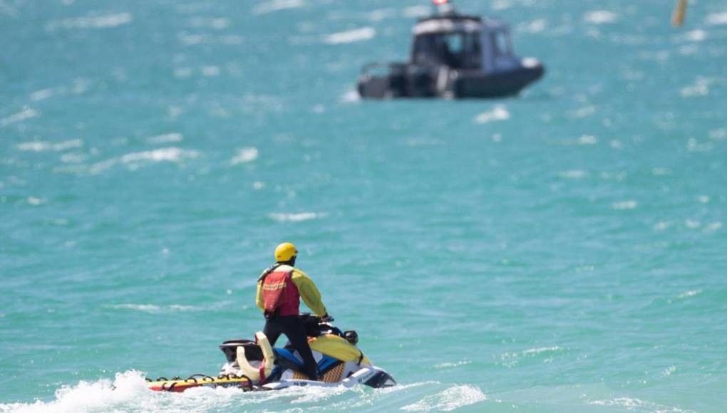 La Policía australiana suspende la búsqueda de un bañista atacado por los tiburones