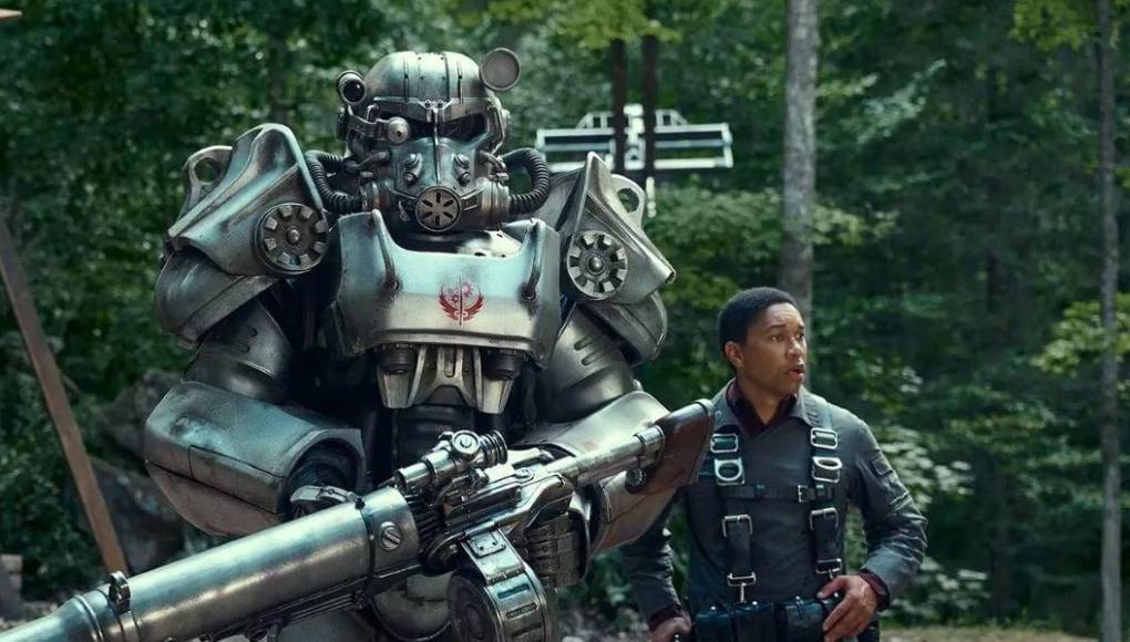 <b>Aaron Moten es Maximus</b>El tercer protagonista es Maximus, un integrante de la Hermandad de Hierro. Este personaje es la representación de la fuerza militar que existe en el mundo después de la catástrofe. En el universo de “Fallout”, la Hermandad se describe como una orden paramilitar encargada de proteger y regular la tecnología avanzada.