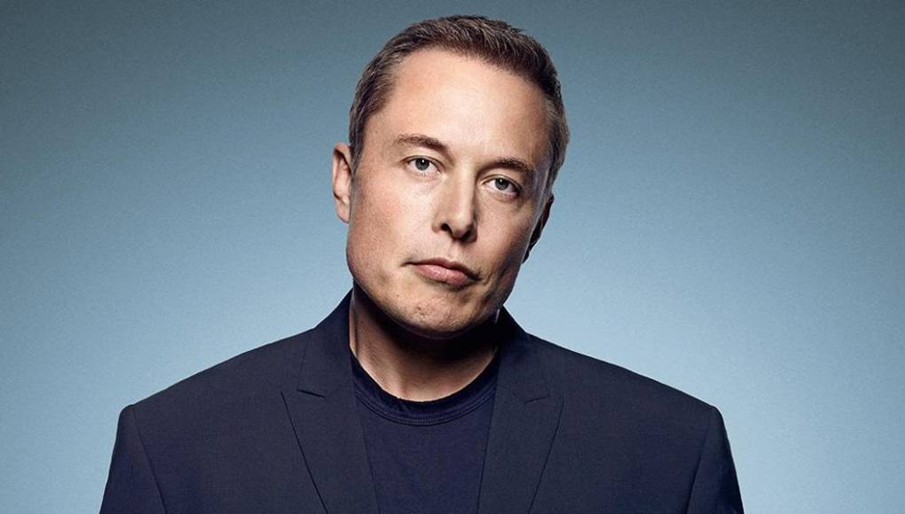 Elon Musk dice disponer de más fondos propios para Twitter y negocia con el fundador