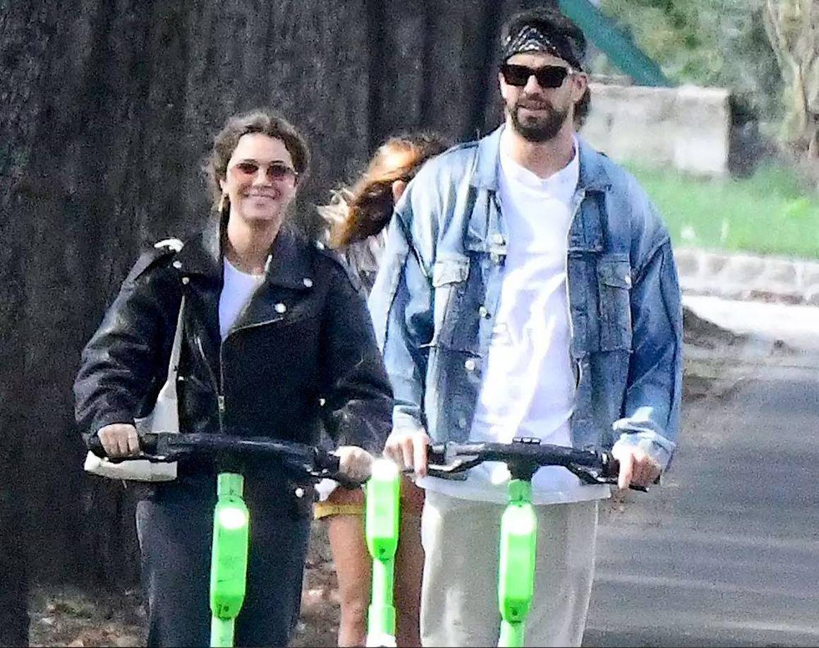 “Es una casa nueva, que se encuentra en una zona bastante elitista de Barcelona y cerca de donde vive Shakira. Puedo asegurar que la información es real. Gerard ha depositado, no sé si tres o cuatro millones de euros en esta nueva casa y allí vivirá con Clara Chía”.