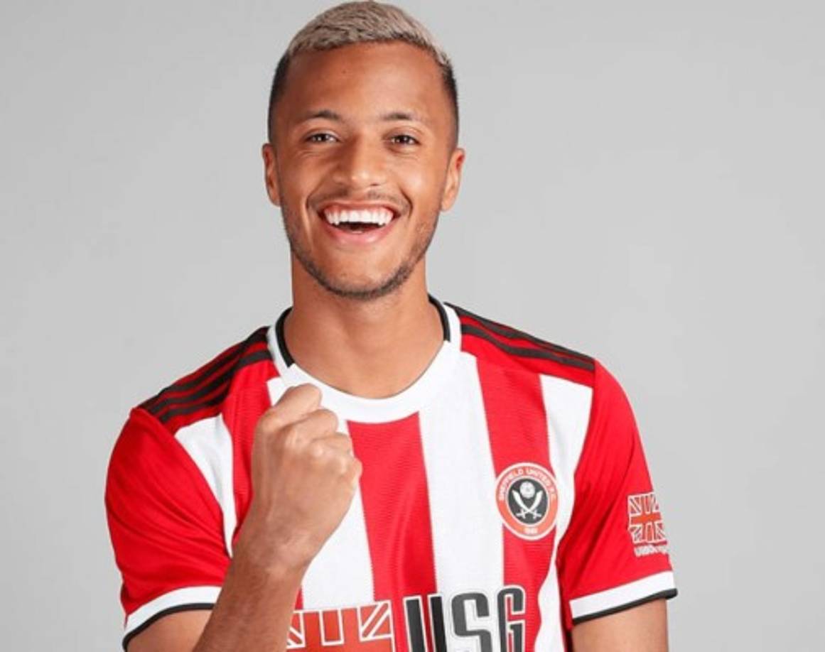 Richairo Zivkovic decidió fichar por el Sheffield de la Premier League de Inglaterra.