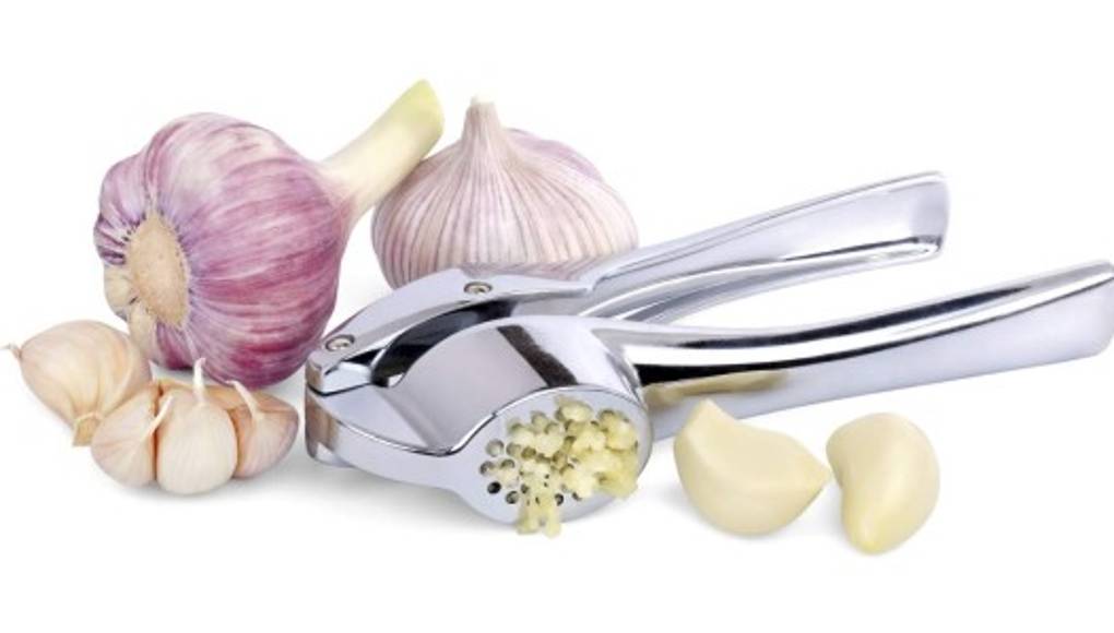 Estudio conecta composición química del ajo con sus beneficios para la salud