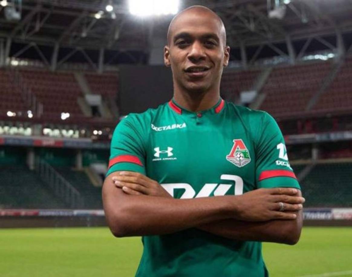El Lokomotiv Moscú de Rusia ha fichado al mediocampista portugués João Mário por una temporada con opción de compra por 18.000.000 €. Llega procedente del Inter de Milán.