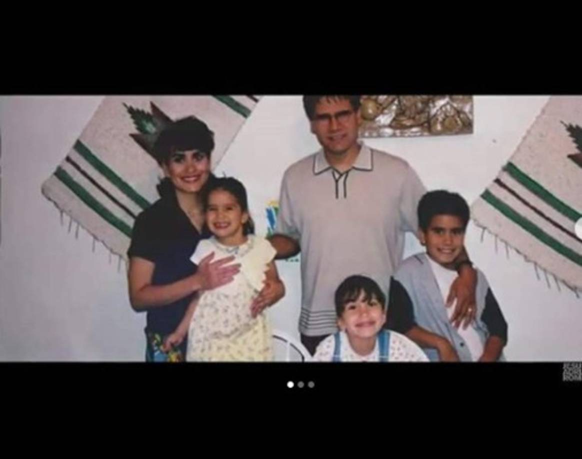 Melissa fue la última de los hijos del cantante cristiano y su esposa Pecos en contraer matrimonio.