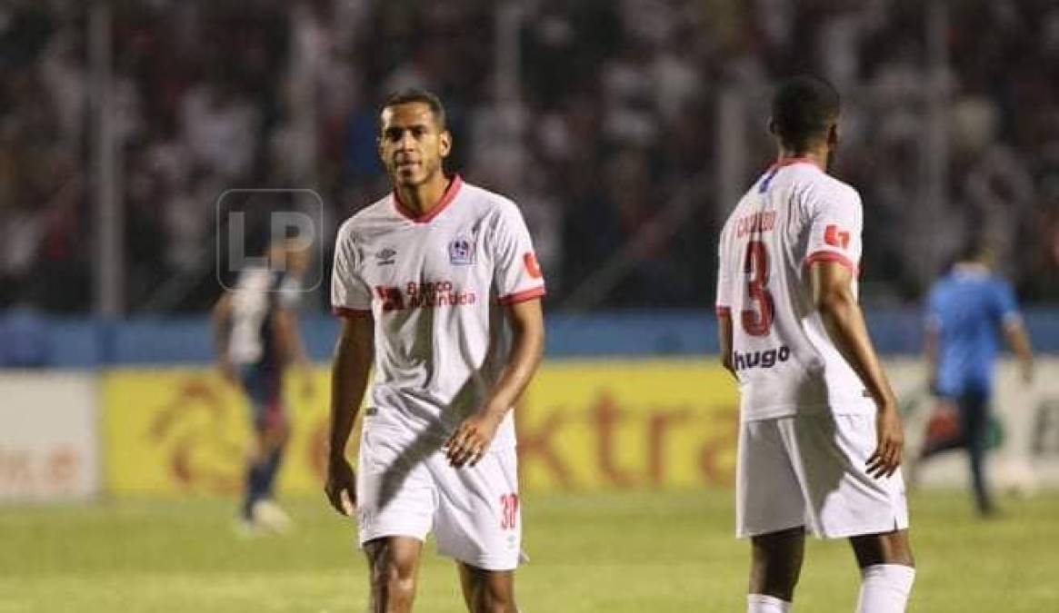 Eddie Hernández: El delantero finalizó su contrato con Olimpia y es otro de los que podrían salir del cuadro merengue.